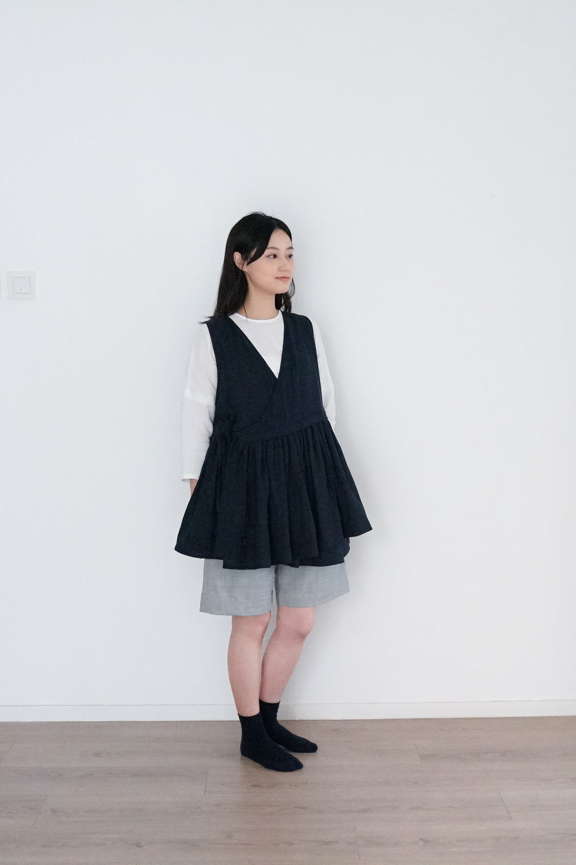 yui vest navy