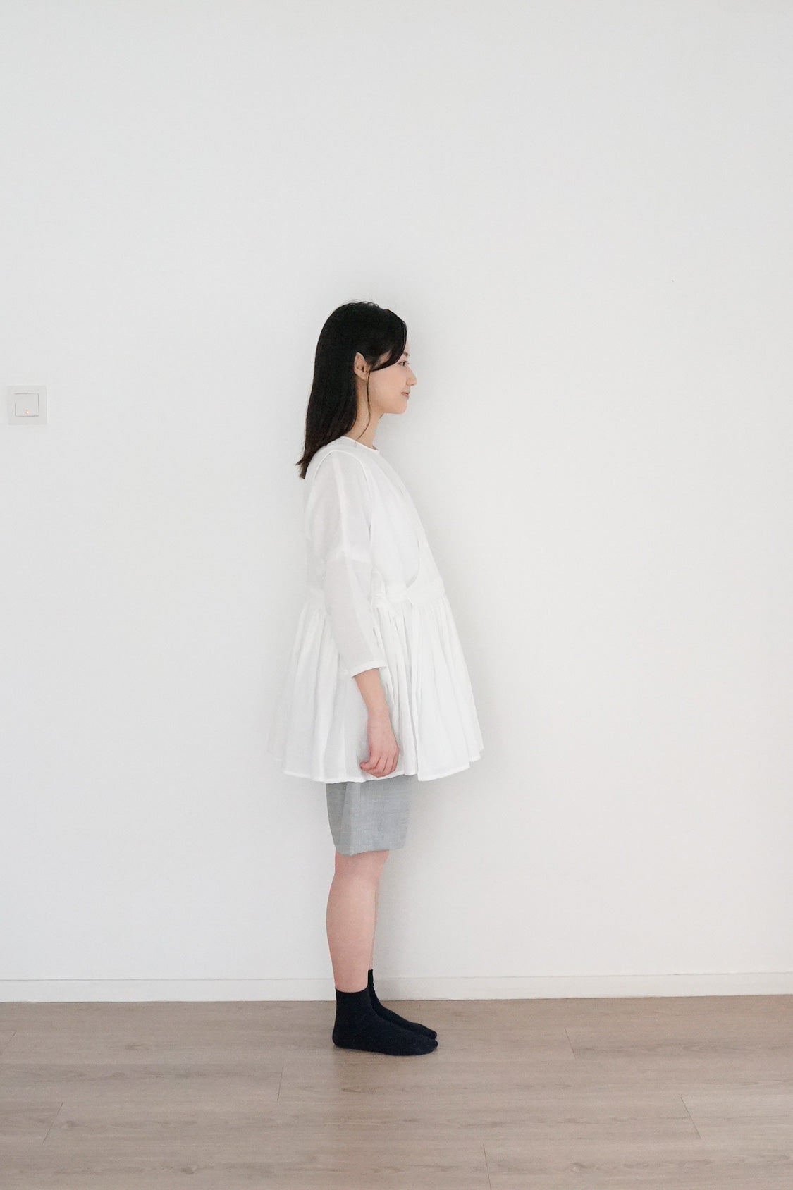 yui vest white