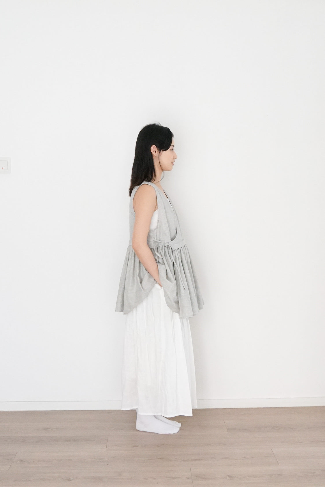 yui vest grey