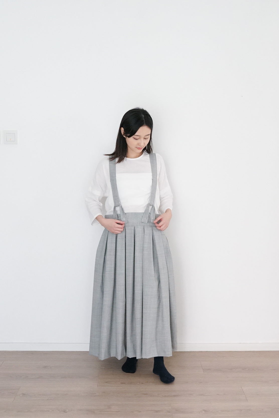 2-ways skirt light grey