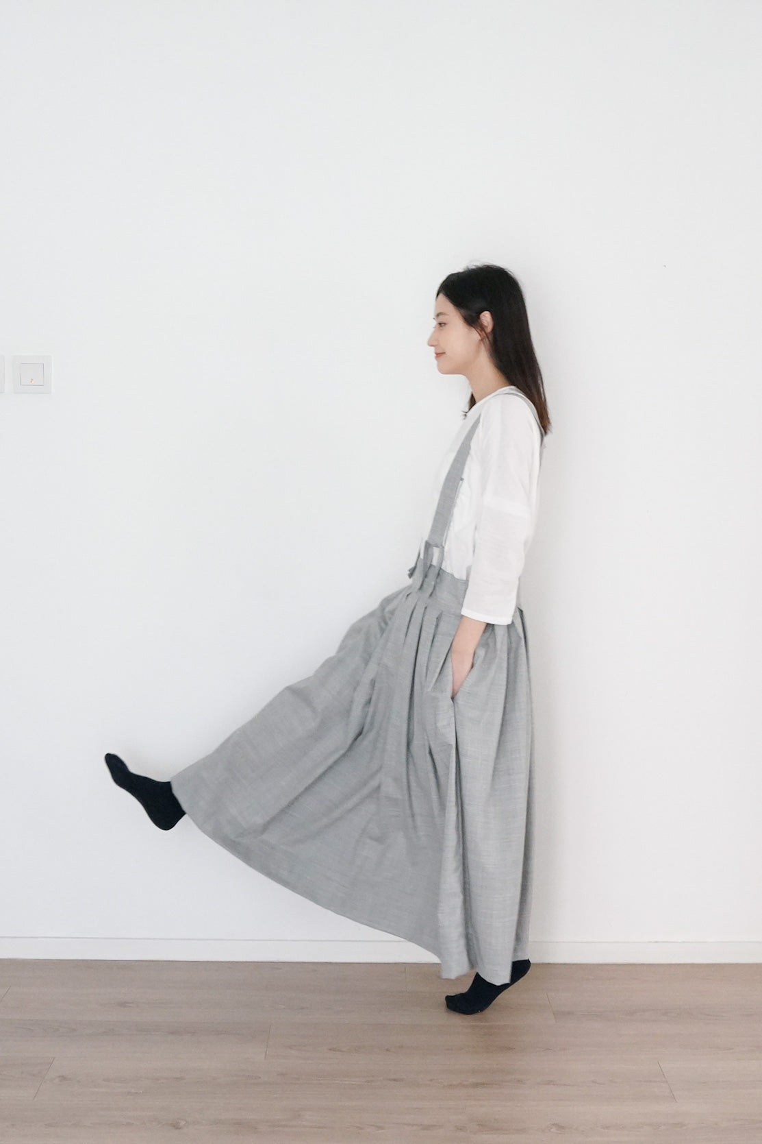 2-ways skirt light grey