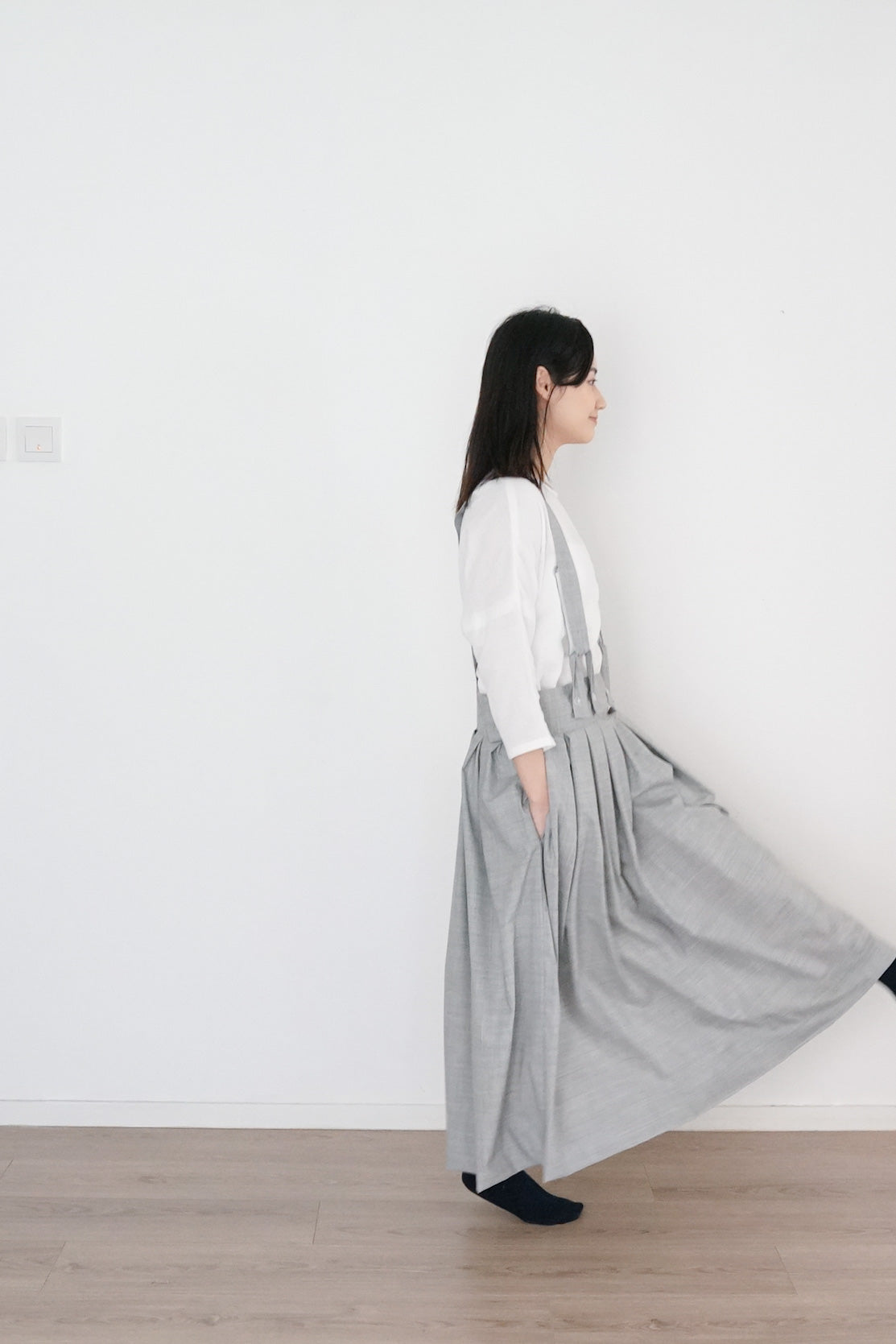 2-ways skirt light grey