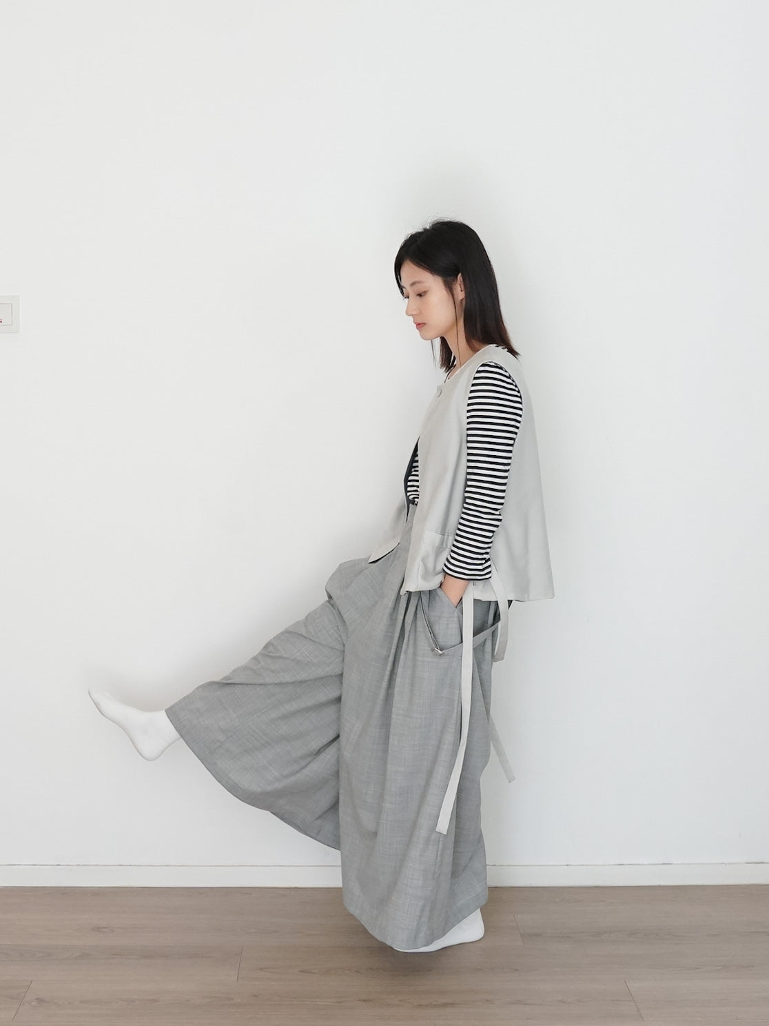 bobby pants light grey